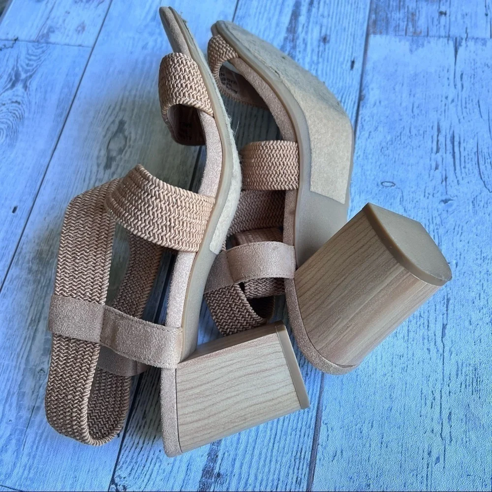 SODA Women’s Criss Cross‎ Blocked Heeled Sandal Shoes Tan Brown Size 11